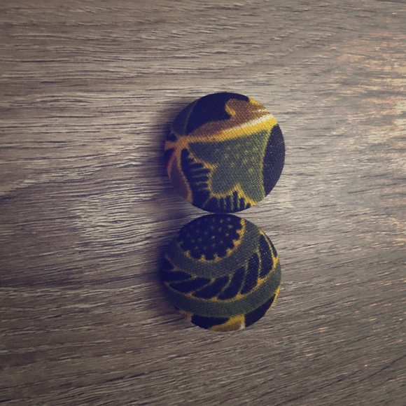 Fabric Button Earrings - Picture 1 of 2